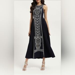 NWT Label Ritu Kumar Navy Janette Midi Dress Embroidred Pleated Womens Size L